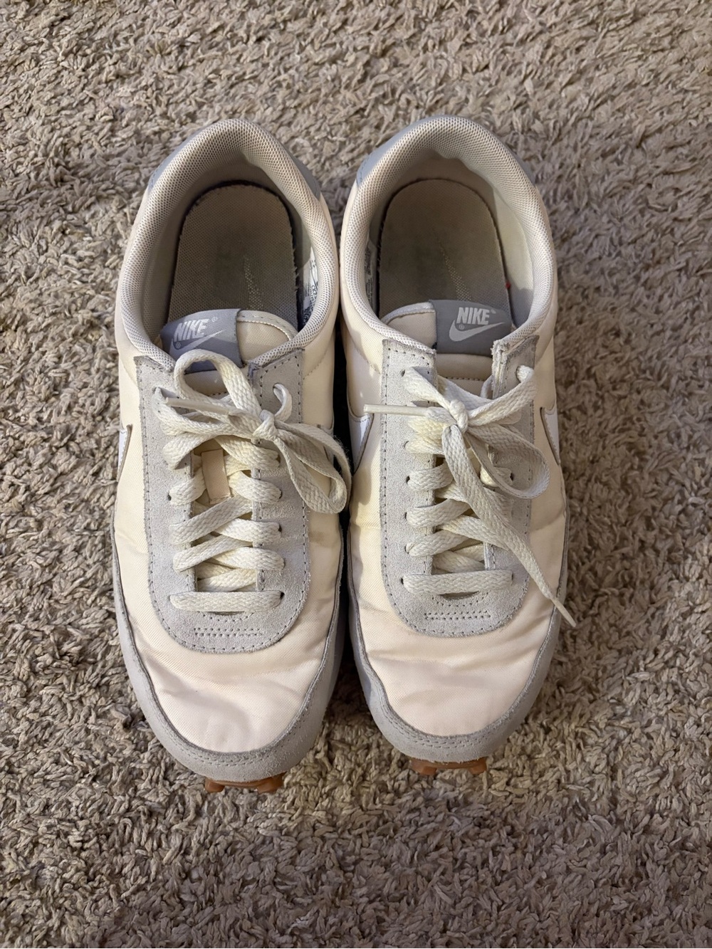 Nike Women's Cream and Light Gray Retro Runner Sneakers
